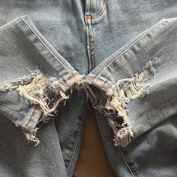 Agolde Sophie high rise skinny jeans medium light wash slight distressing - Picture 9 of 10